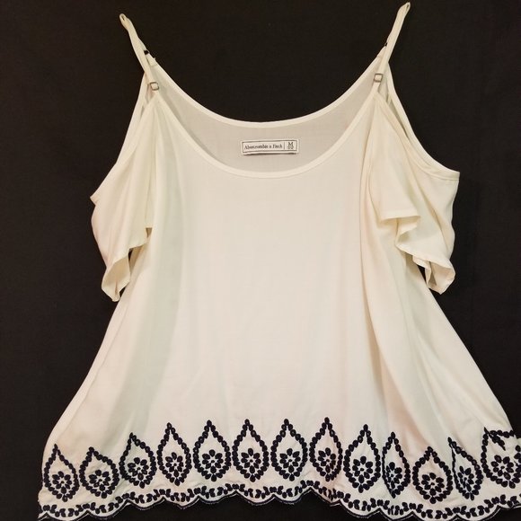 Abercrombie & fitch - Picture 1 of 4